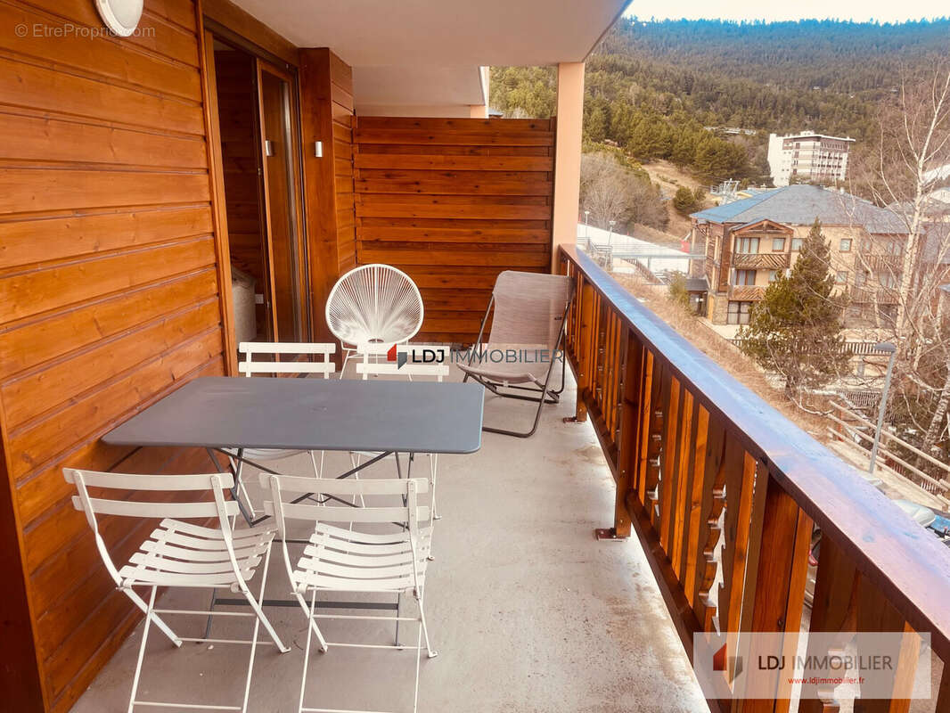 Appartement à LES ANGLES