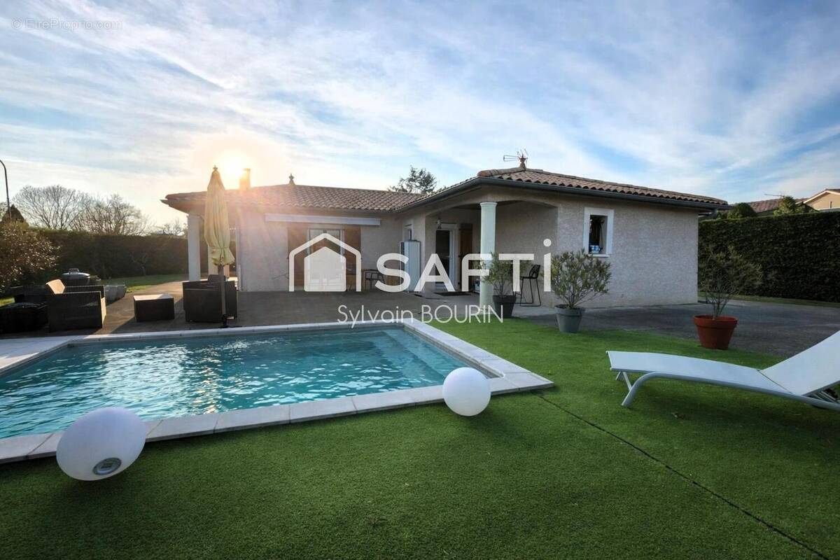 Photo 1 - Maison à ARNAS
