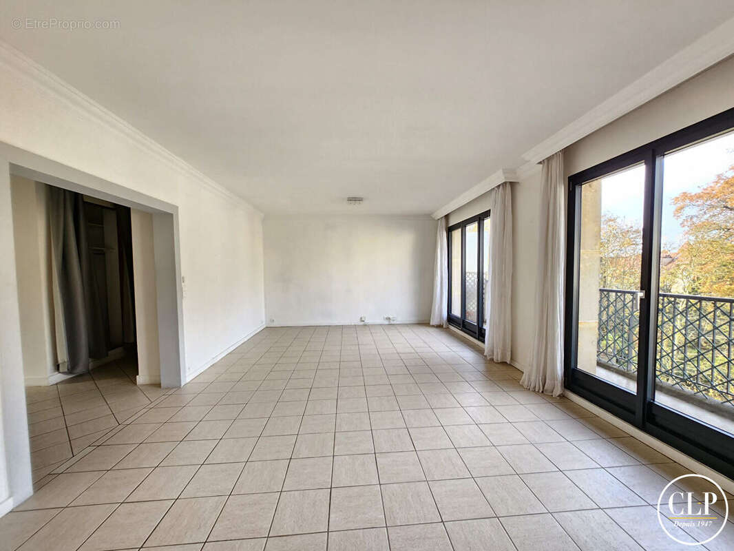 Appartement à NOGENT-SUR-MARNE