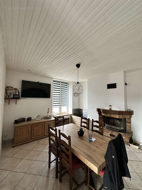 Appartement à FAY-AUX-LOGES