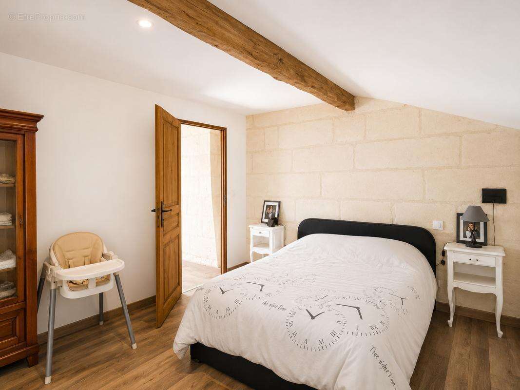 Maison 227 m² à Saint-Vaize  - photo 13