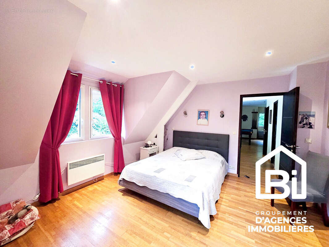 Maison à PENNEDEPIE