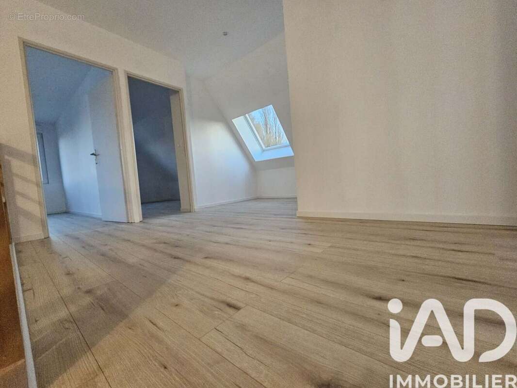 Maison 168 m² à Robecq  - photo 6