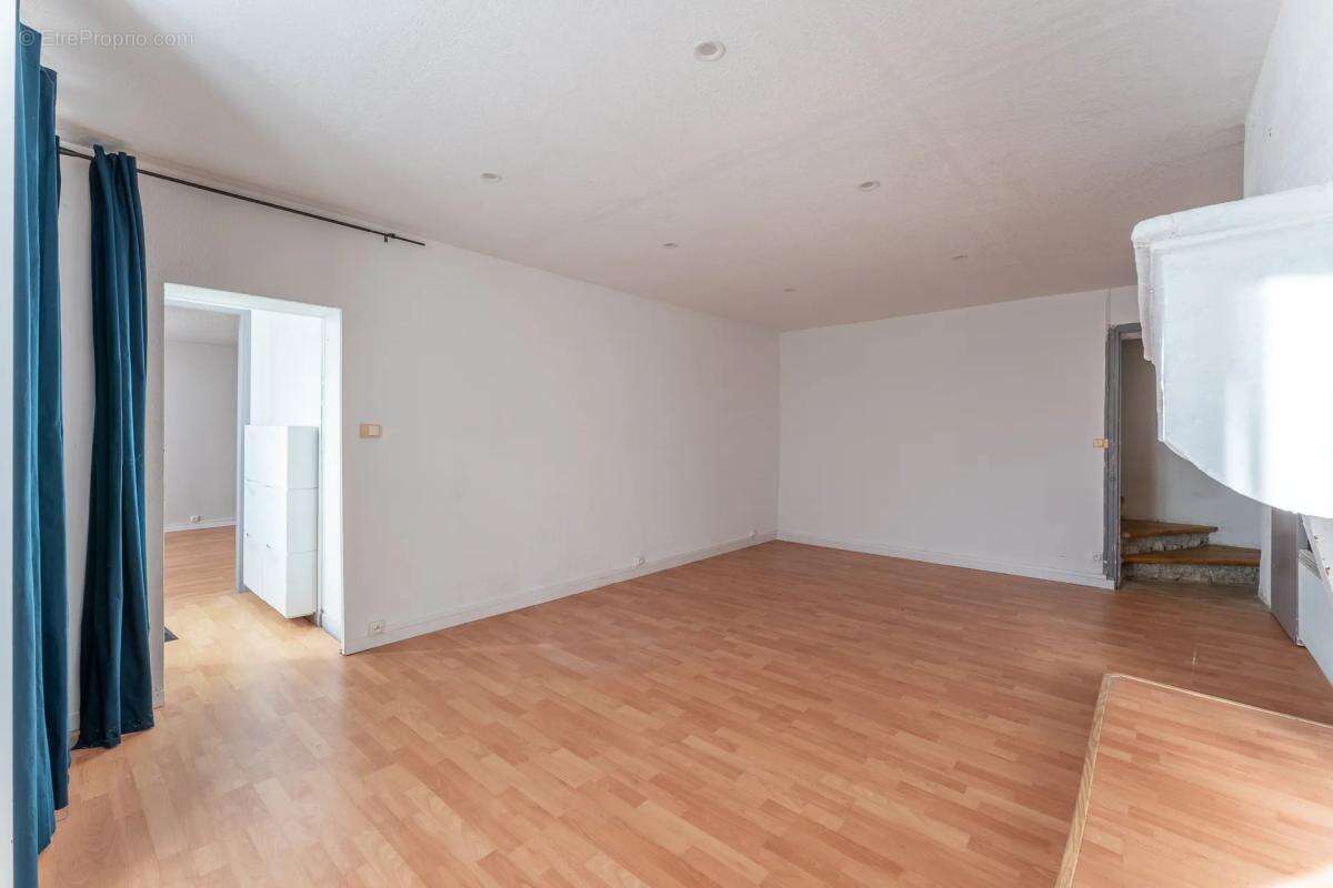 Maison à SAUVETERRE-DE-GUYENNE