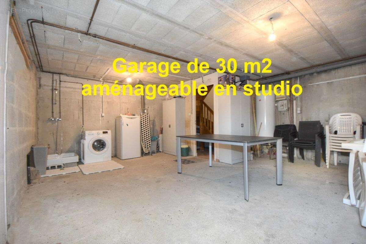 Maison à TREVOU-TREGUIGNEC