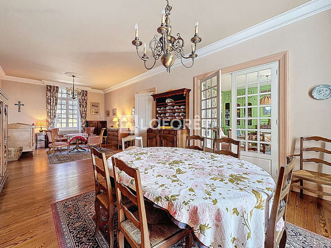 Maison à BOURG-EN-BRESSE