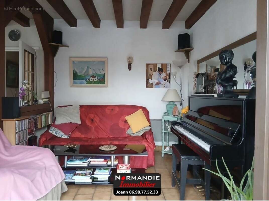 Maison à MALAUNAY