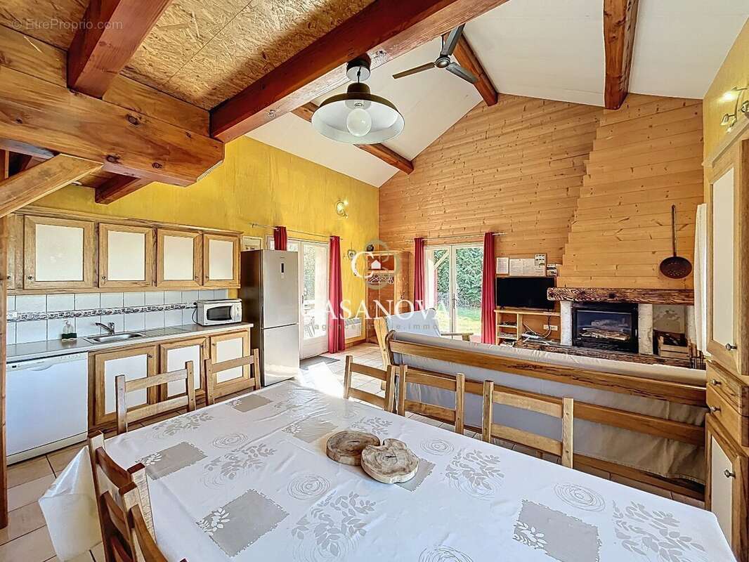 Domaine touristique avec gîtes et salle de réception sur 4 hectares dans les Hauts Cantons de l'Hérault - photo 12