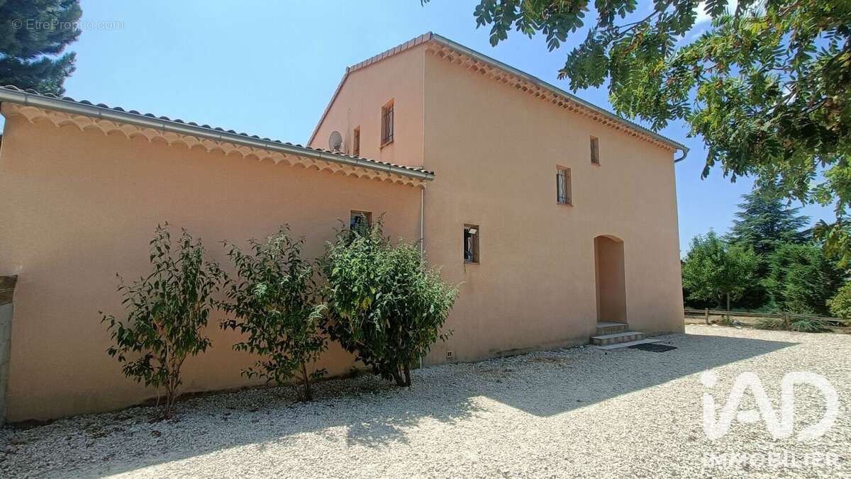 Maison 169 m² à Aurel  - photo 3