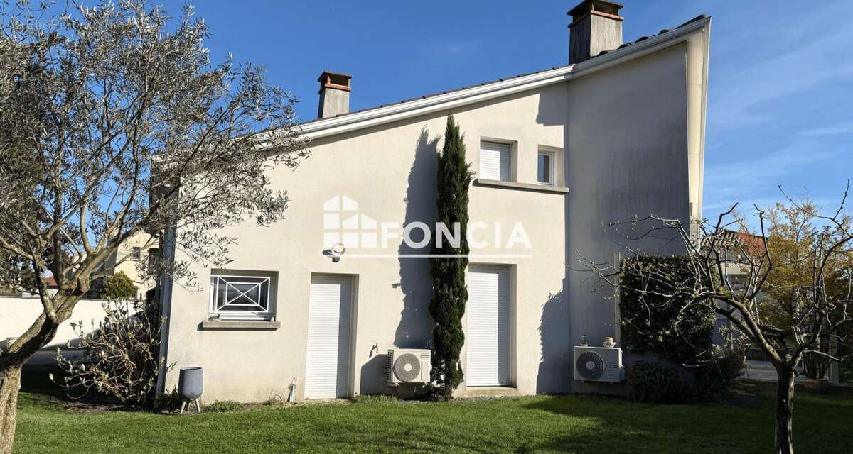 Maison à TOURNON-SUR-RHONE