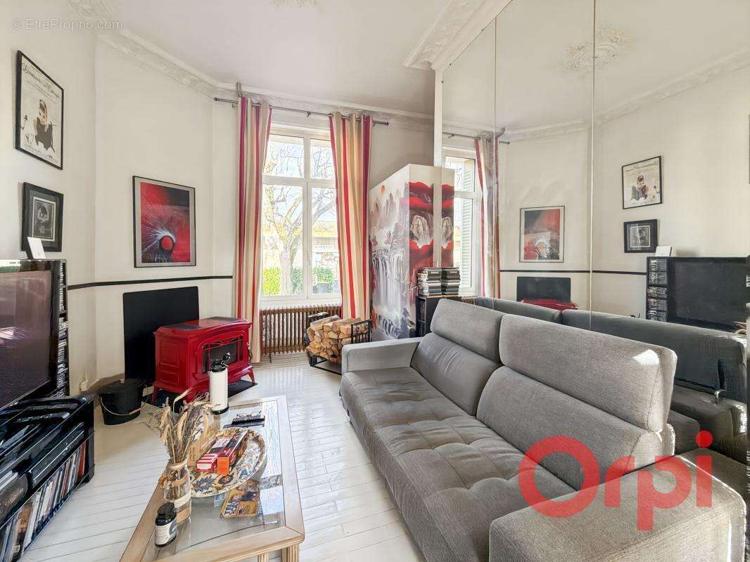 Maison à CHATEAUMEILLANT