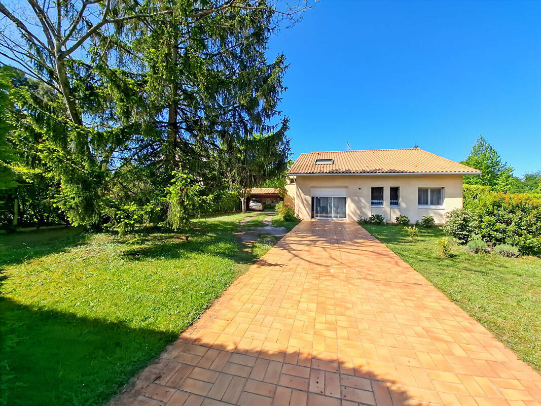 Maison à PESSAC