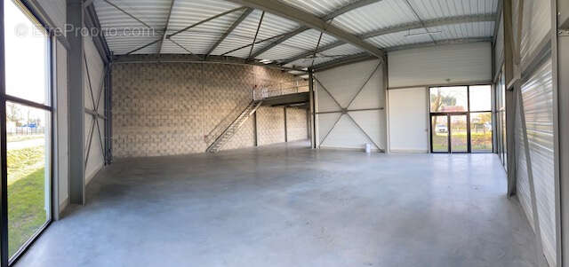 Commerce à LES SORINIERES