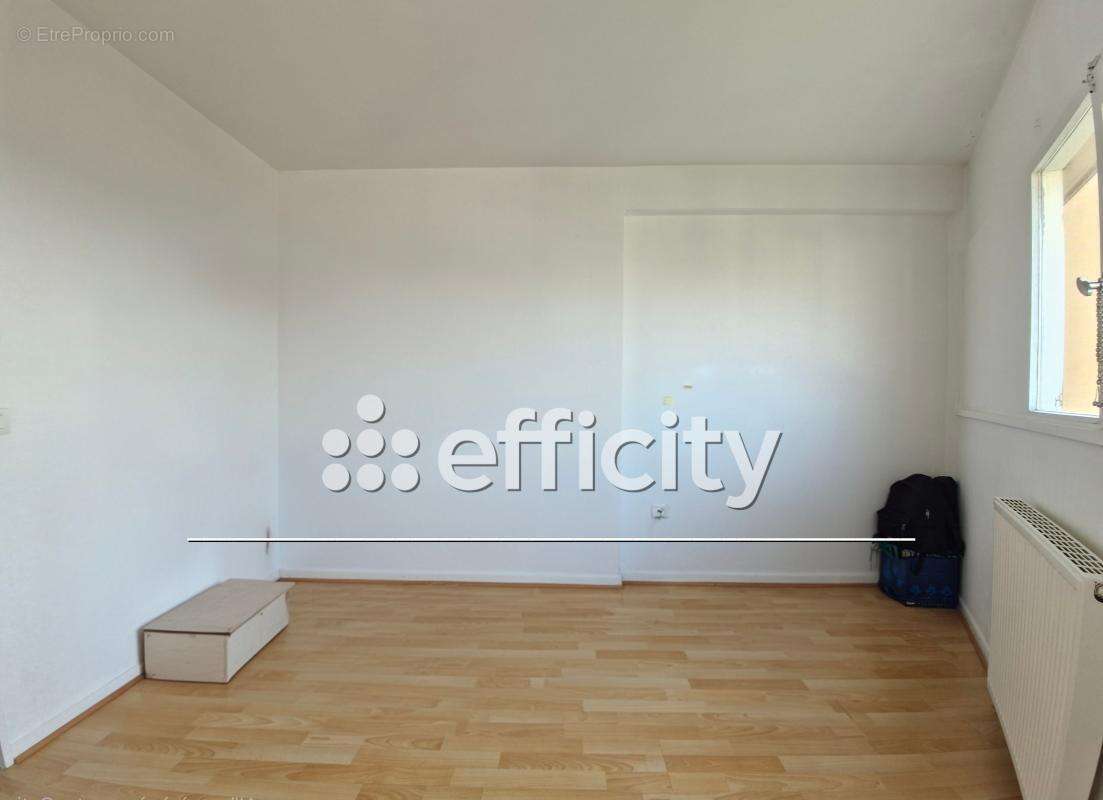 Appartement à CHAMPS-SUR-MARNE
