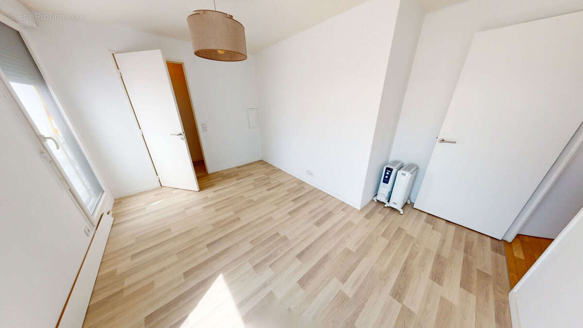 Appartement à IVRY-SUR-SEINE