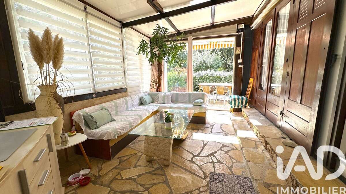 Photo 8 - Terrain à FREJUS