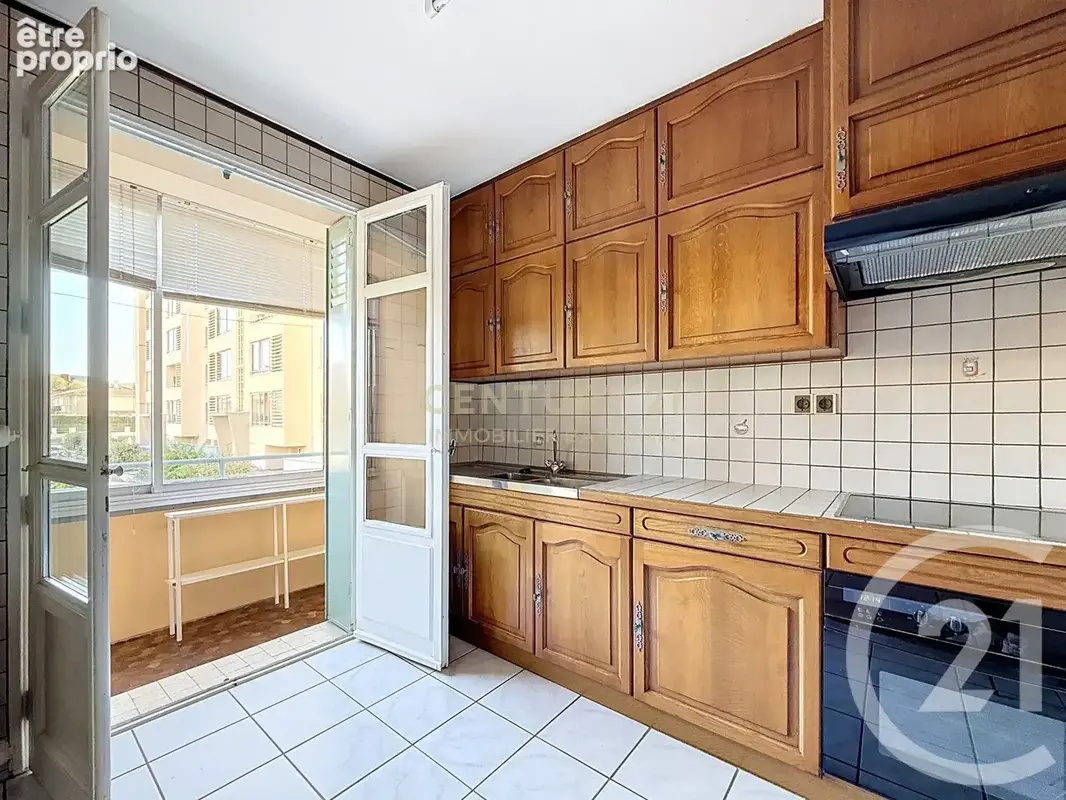Appartement 4 pièces 71 m² à vendre à Bourgoin-Jallieu (38300) - photo 5