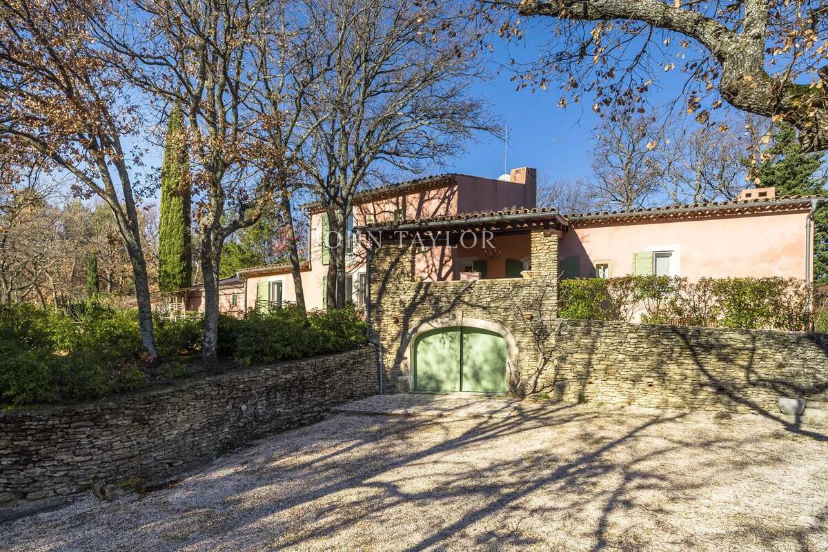 Maison à BONNIEUX