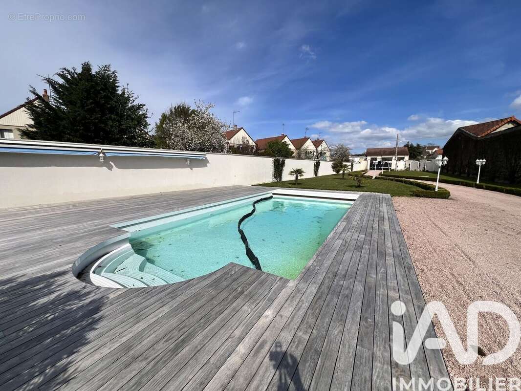 Photo 3 - Maison à VARENNES-SUR-ALLIER