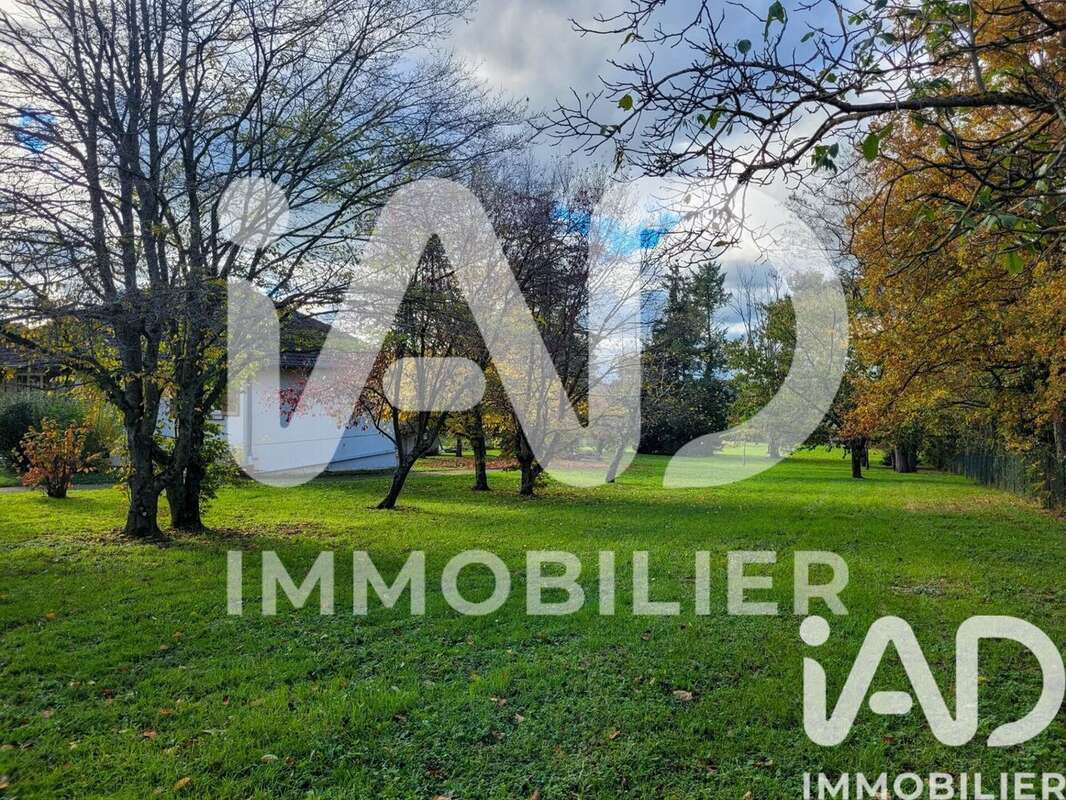 Photo 6 - Maison à ESTIVAREILLES