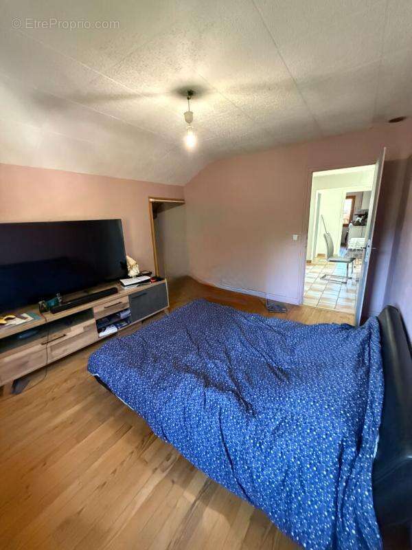 Appartement PASSY 87 M2 loi carrez, 111M2 superficie totale  , 5 pièces 276000 euros - photo 10
