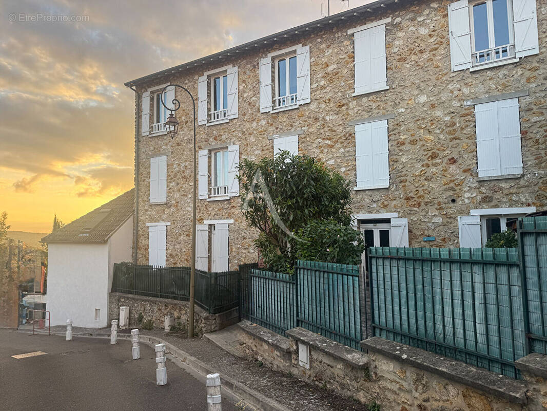 Appartement à TRIEL-SUR-SEINE