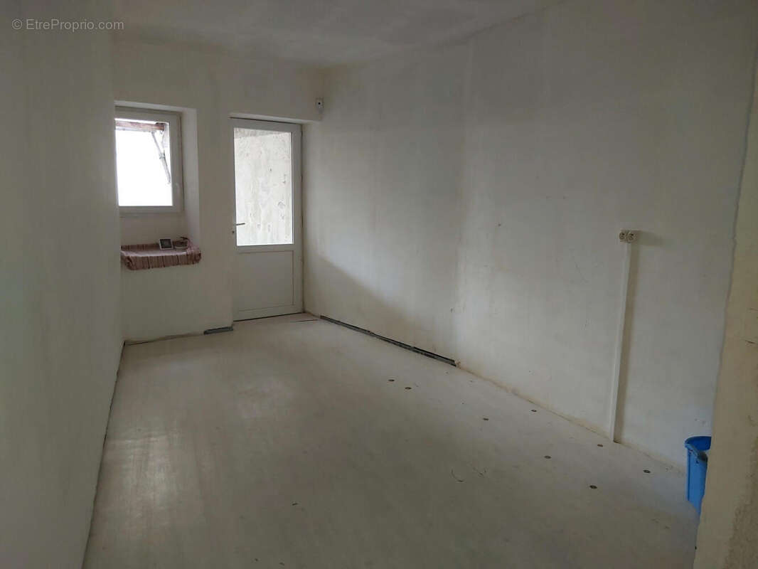 Commerce 125 m² à Nontron  - photo 6