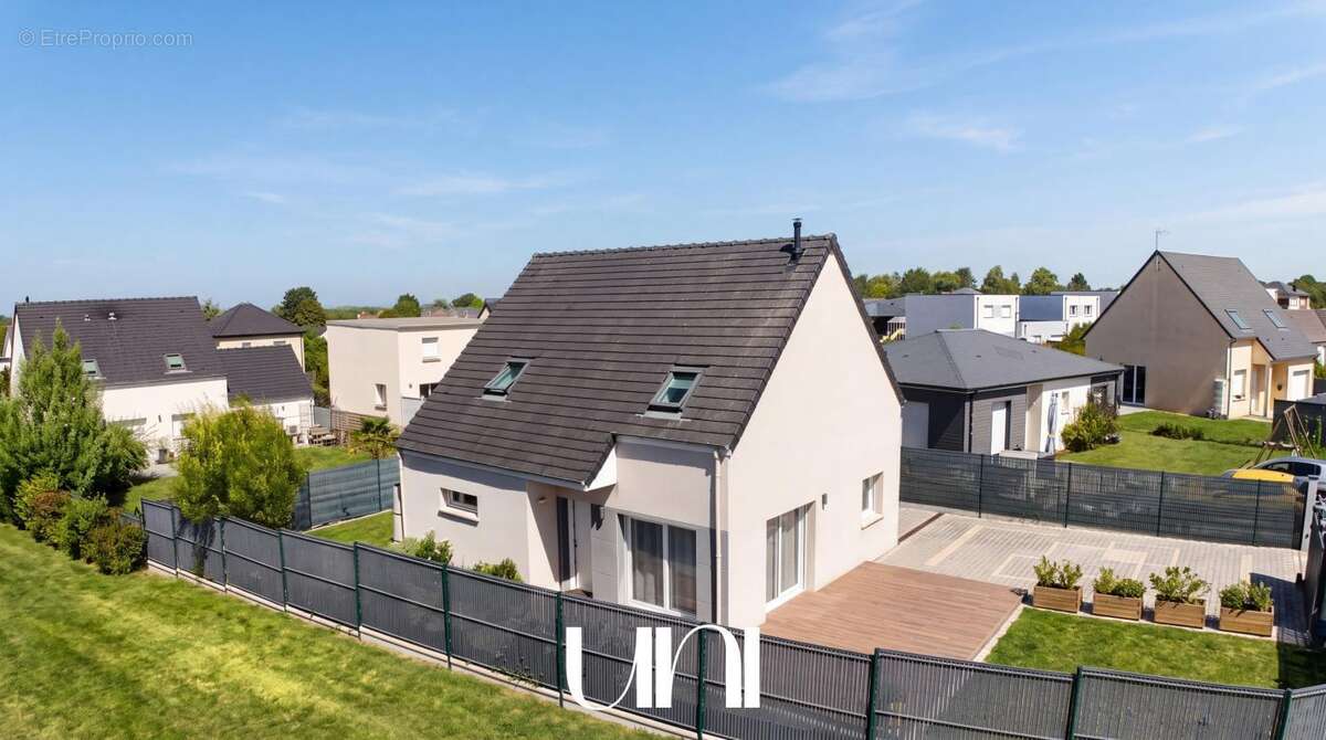 Maison à ANGUERNY