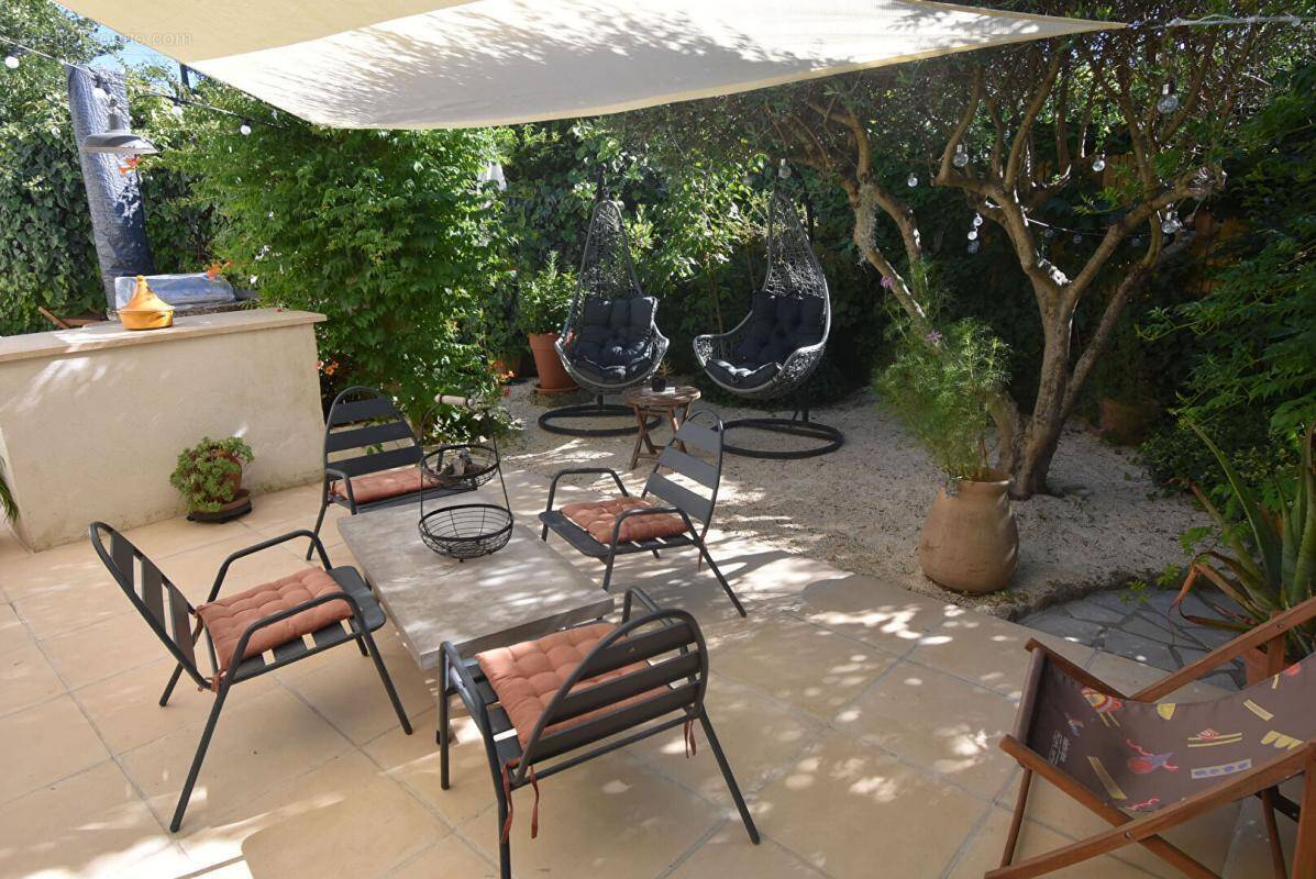 Maison à SAINT-ETIENNE-DU-GRES