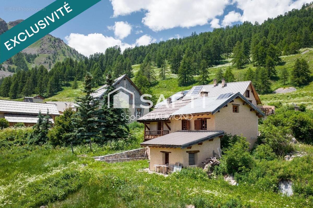 Photo 1 - Maison à LA SALLE-LES-ALPES