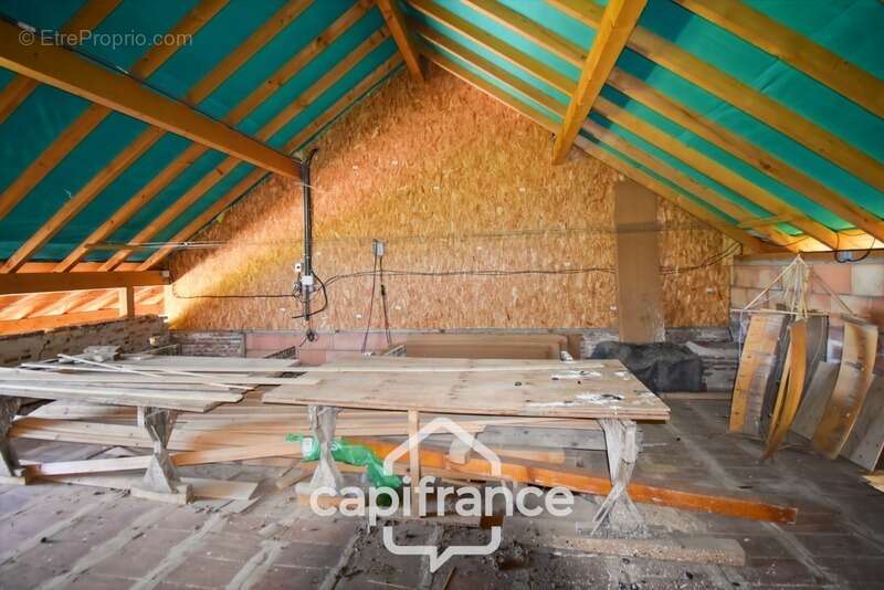 Maison à vendre 13 pièces proche de LONS LE SAUNIER (39) - photo 25