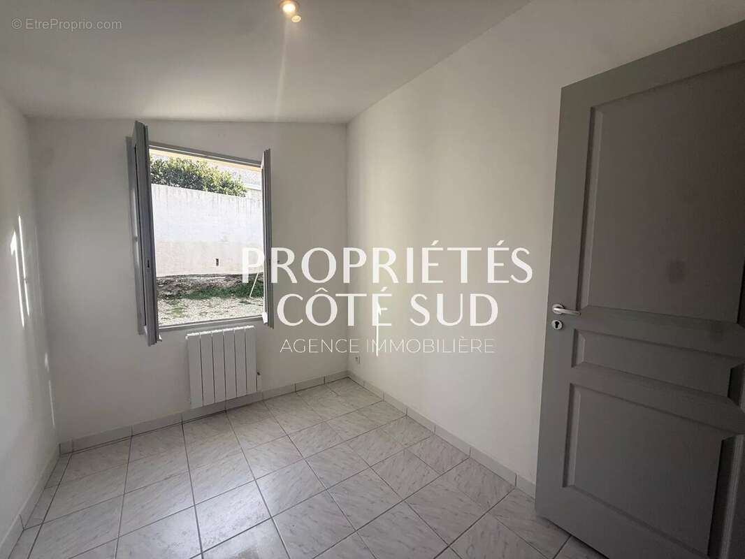 Maison à LES ANGLES