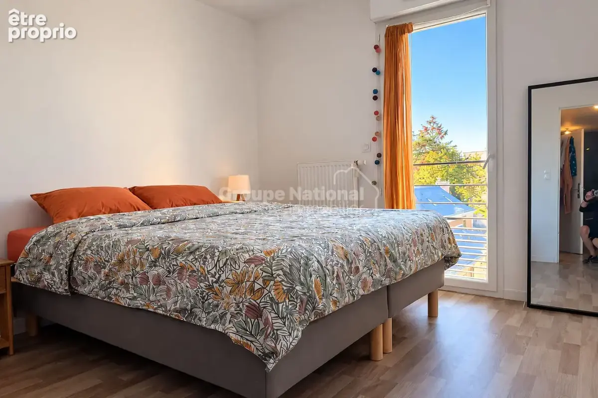 Un appartement récent, deux stationnements et aucun travaux à prévoir - photo 7