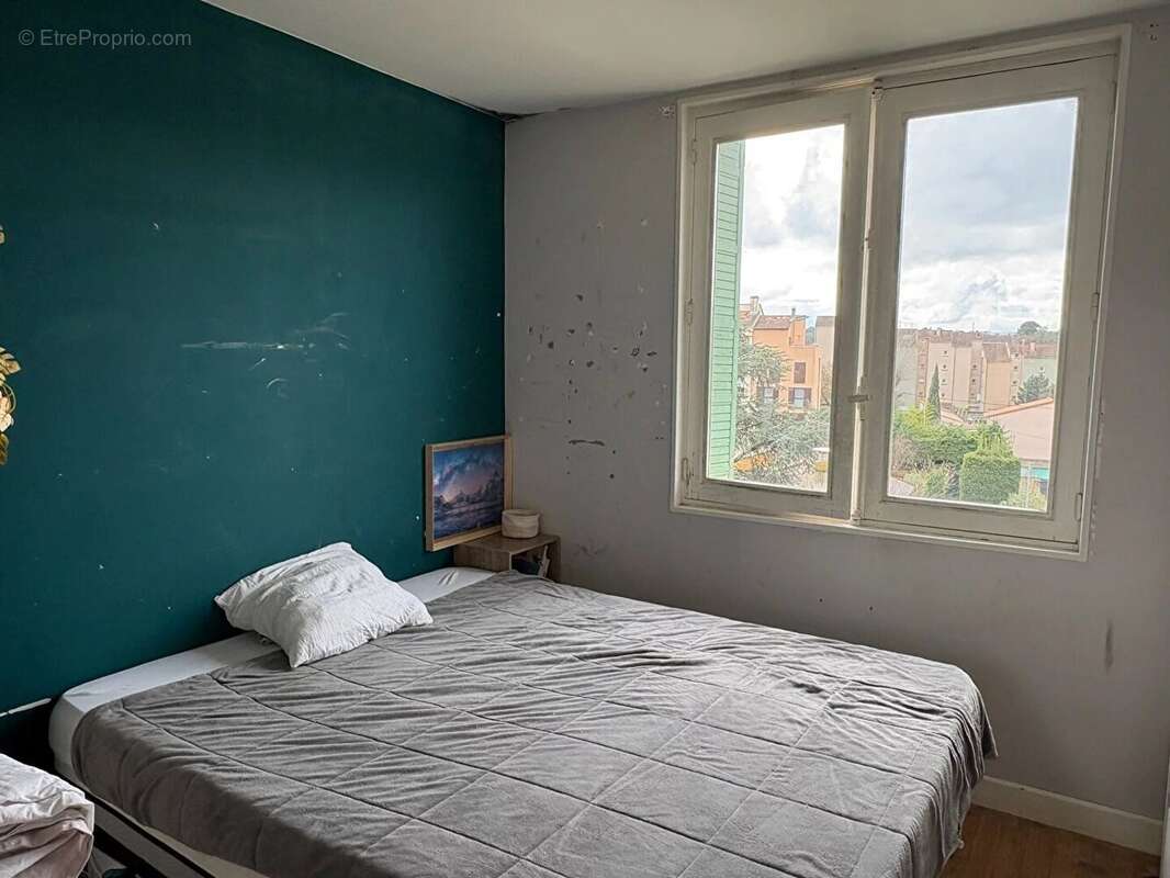 Appartement à BOURG-DE-PEAGE