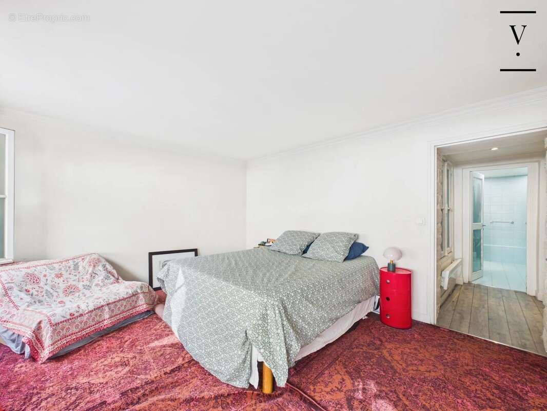 Appartement à PARIS-3E