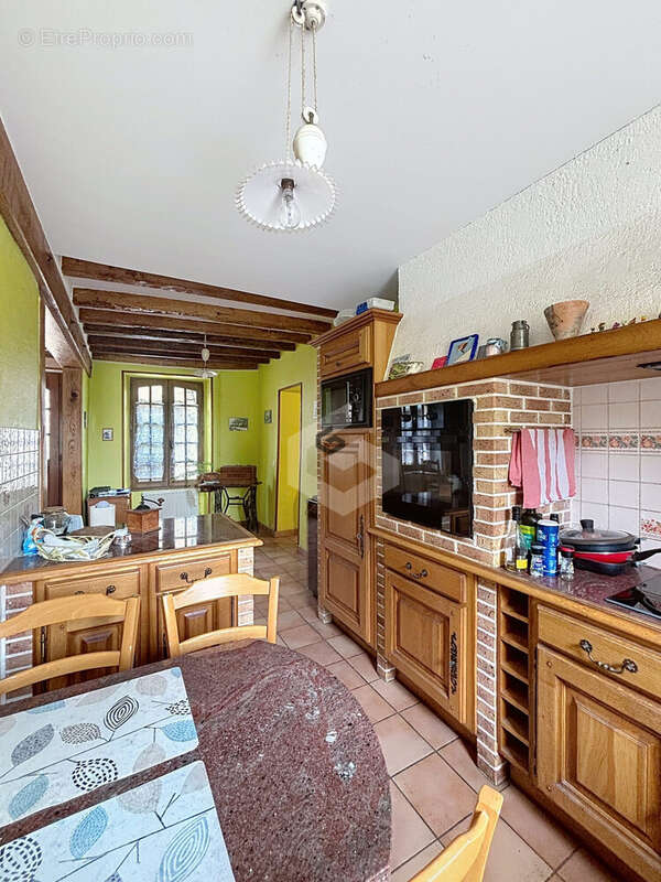 Maison à CRUGNY