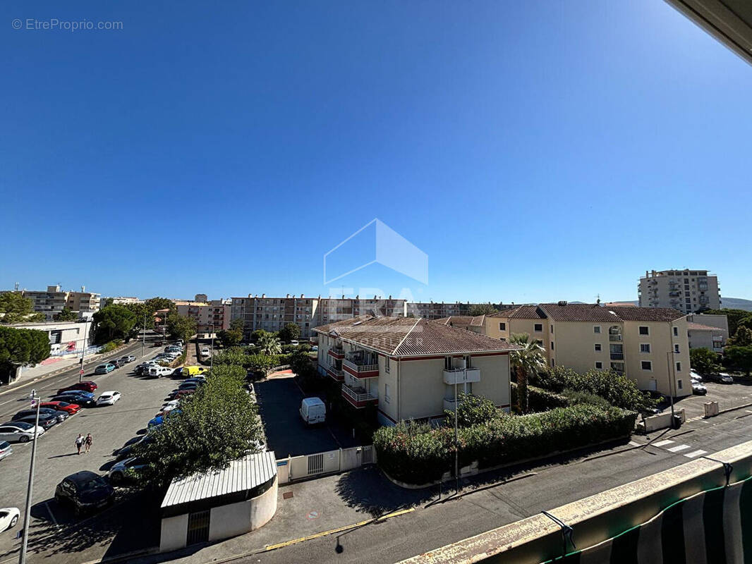 Appartement à FREJUS