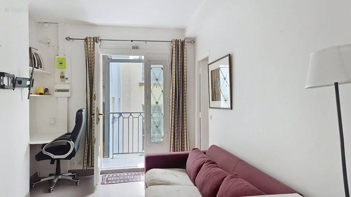 Appartement à PARIS-20E
