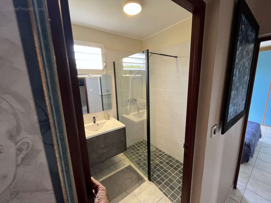 Maison à BAIE-MAHAULT