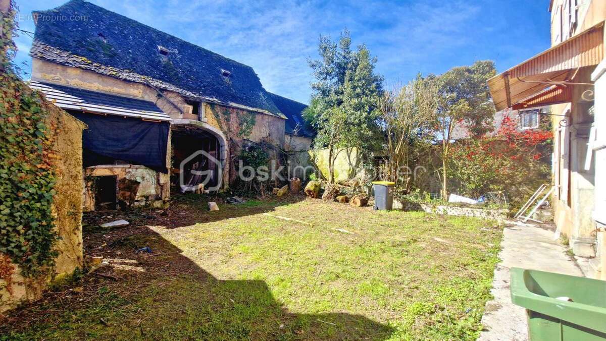 Maison à OSSUN