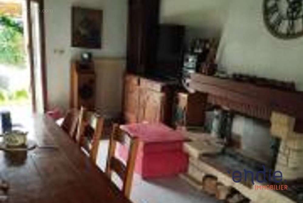 Maison à MORNAY-SUR-ALLIER