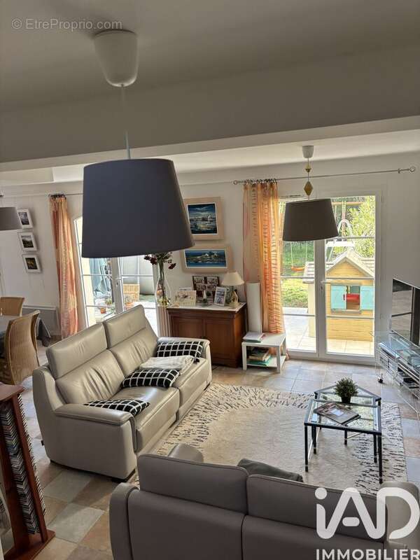 Photo 6 - Maison à LAMBESC