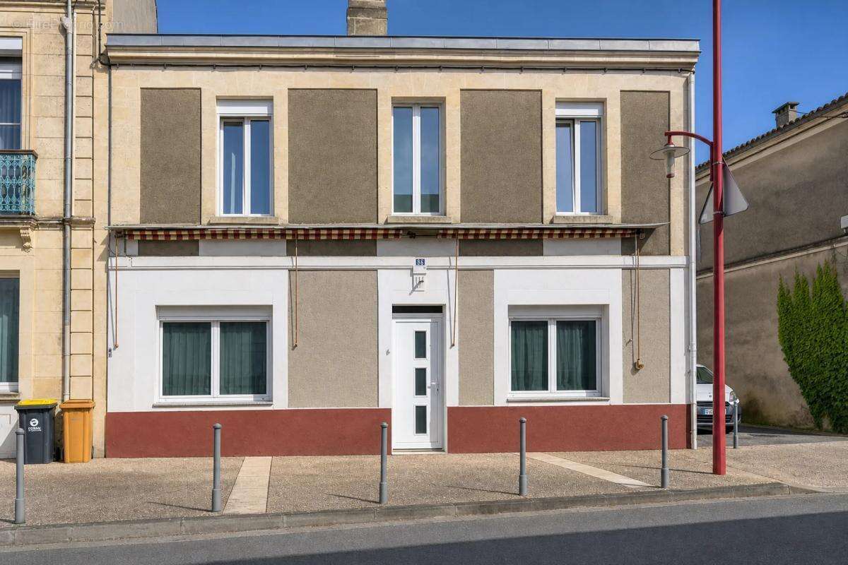 Maison 7 pièces 148 m² à Reignac avec jardin - photo 16
