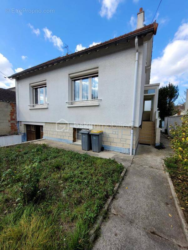 Maison à MITRY-MORY