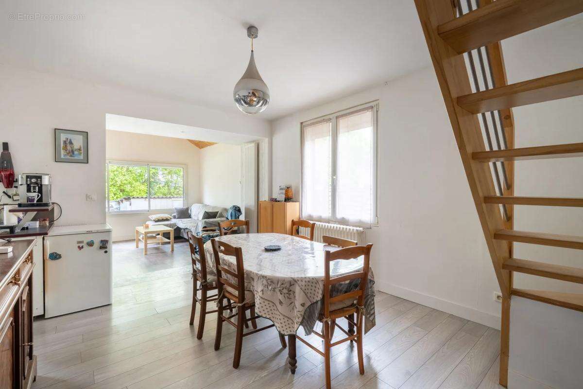 Maison à MANTES-LA-VILLE
