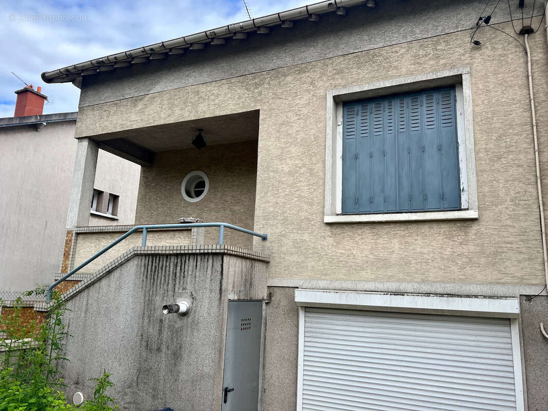 Maison à PARAY-VIEILLE-POSTE