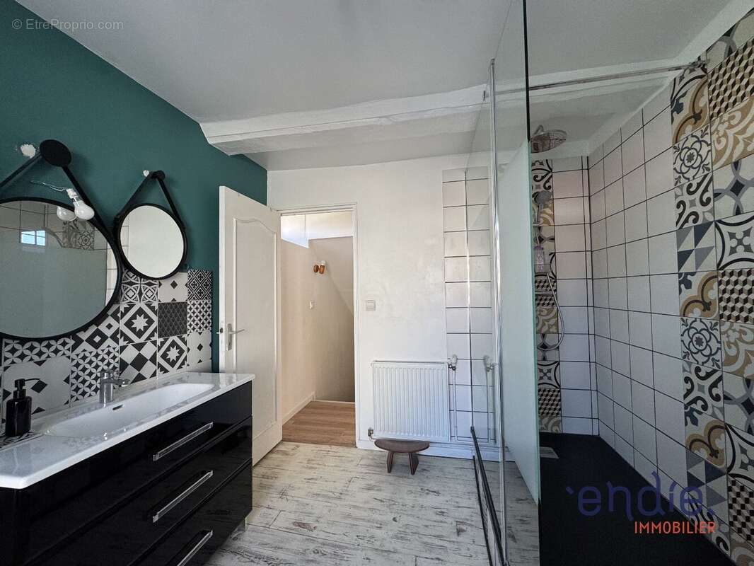 Maison à CLINCHAMPS-SUR-ORNE