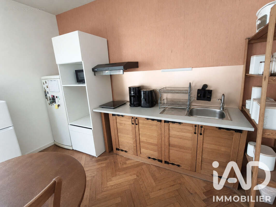 Appartement 110 m² à Menetrol  - photo 4