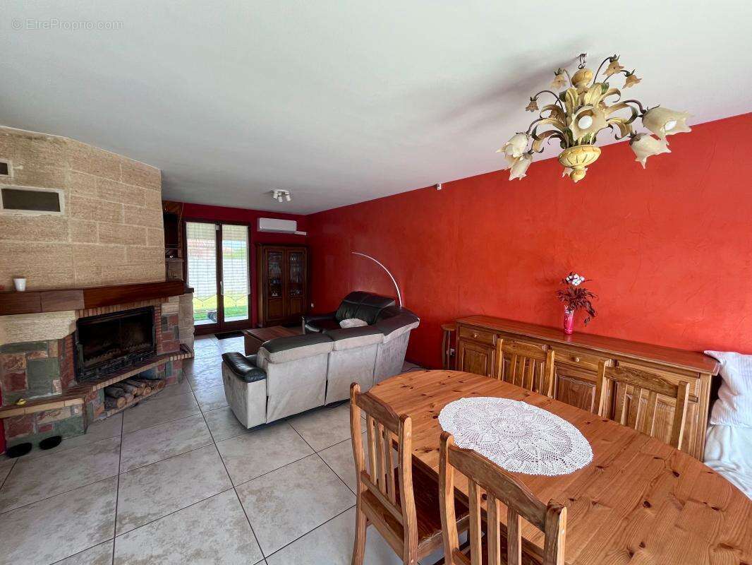 Maison à SAINT-LOUBES