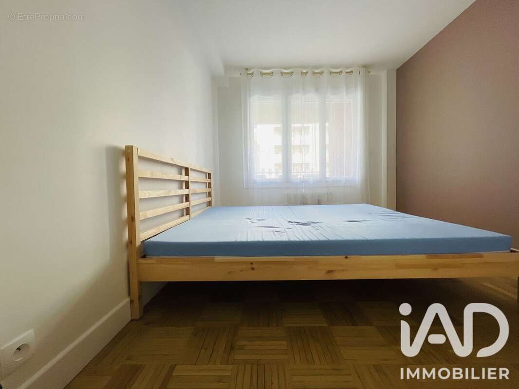 Appartement 77 m² à Reims  - photo 9